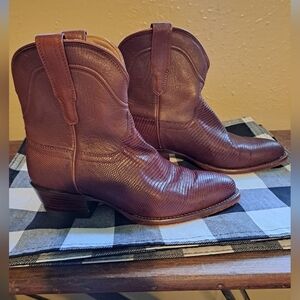 Tecovas Brown Ankle Boots